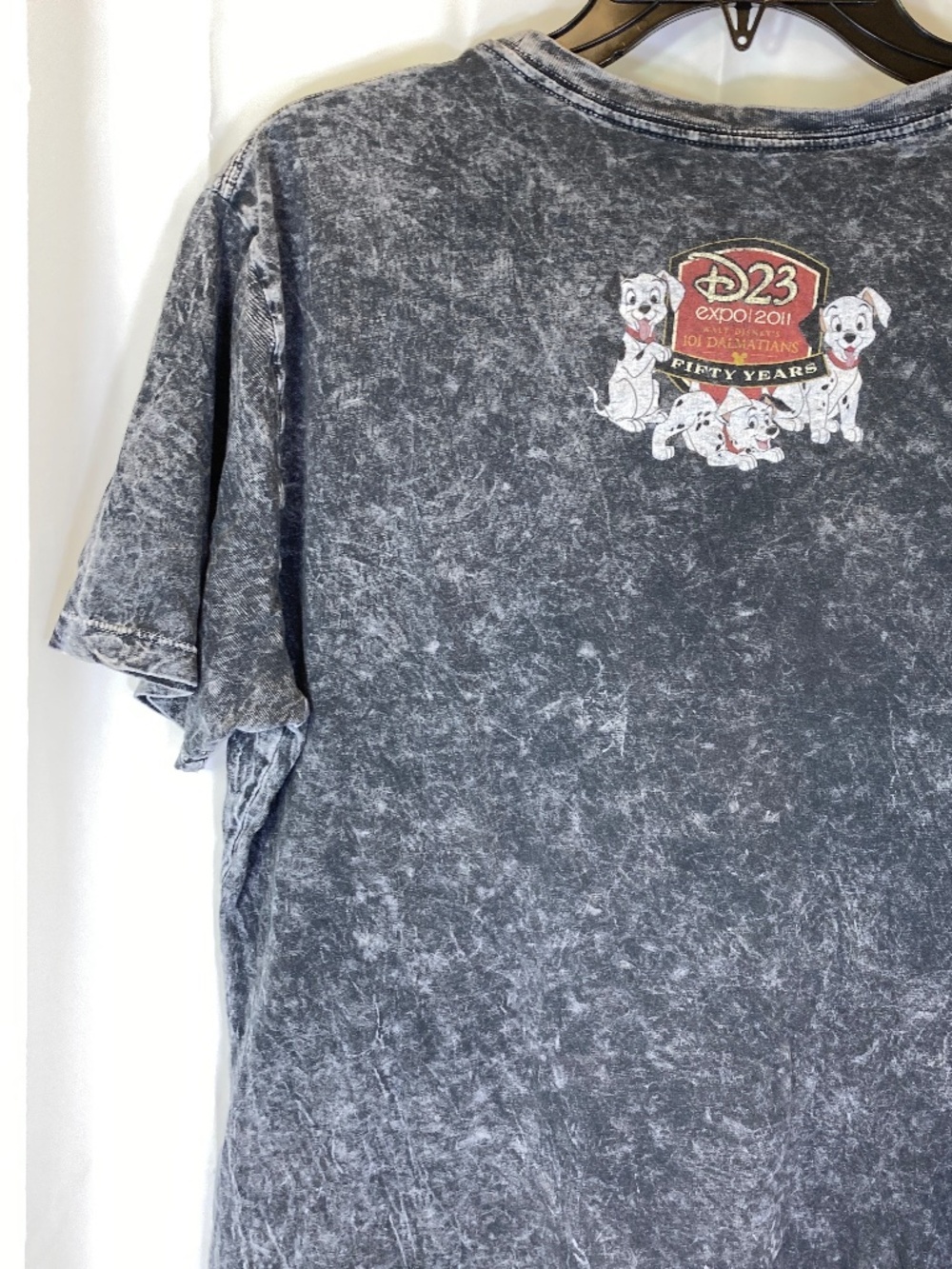 Disney 2011 D23 Expo Shirt Sz L 101 Dalmatians Unisex Shirt Gray Short Sleeve - Picture 11 of 15